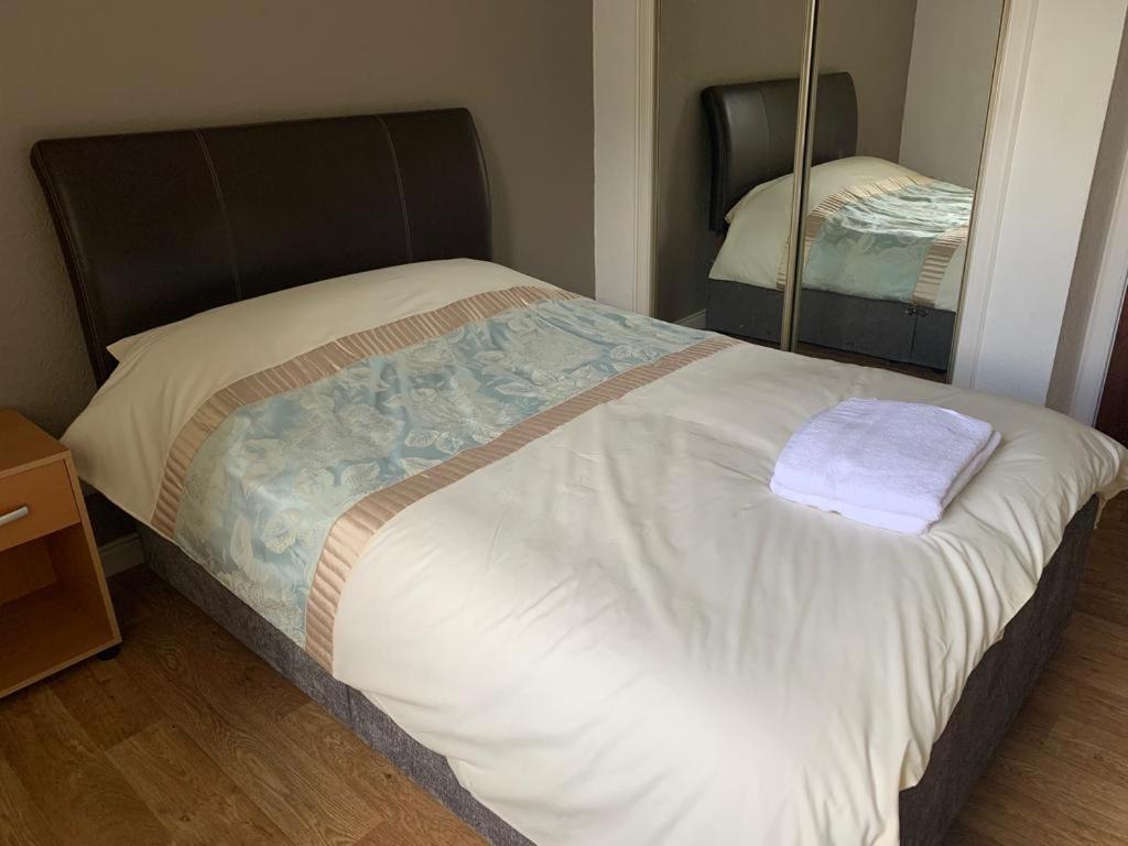 إدنبرة 2 Bedroom Central Apartment المظهر الخارجي الصورة